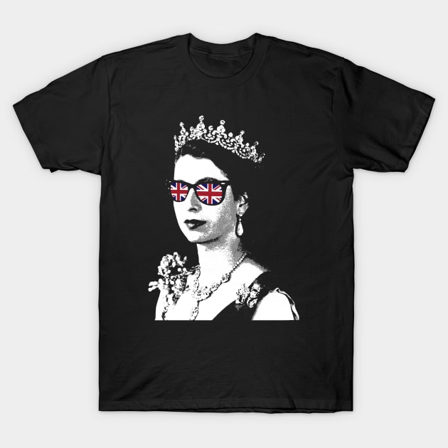 Queen Elizabeth 2 /// Popart T-Shirt by HectorVSAchille